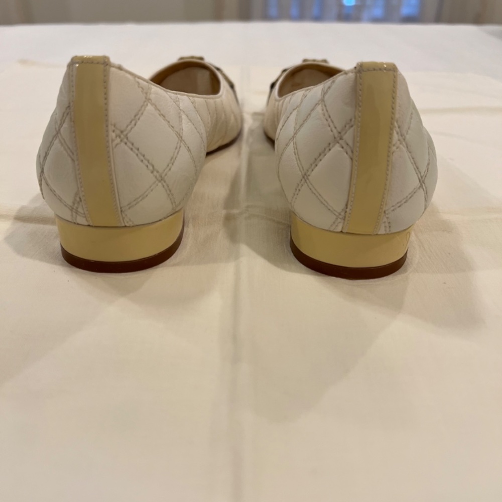 Delman Bergdorf Goodman Cream Phoenix-GN Glove Nappa Quilted Shoes--Size 10 M - Picture 9 of 16